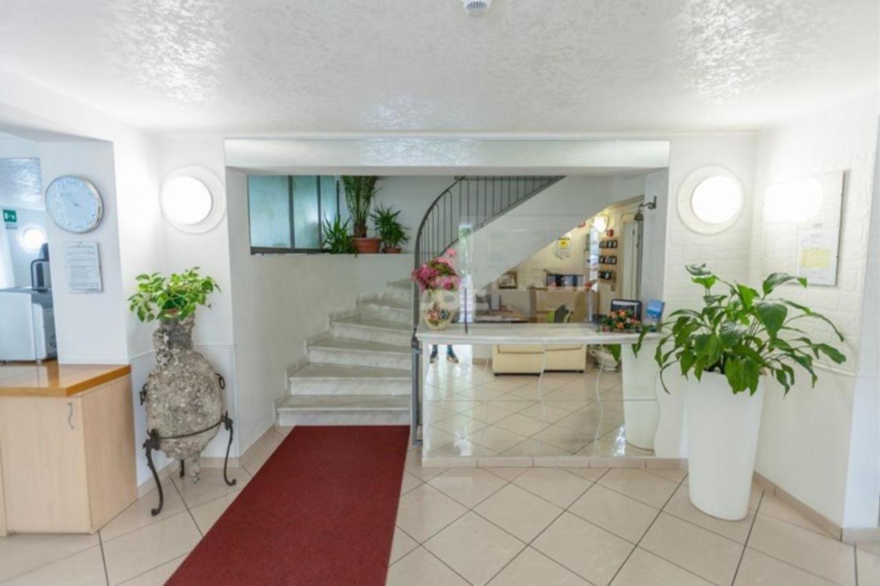 Azzurro Hotel Cattolica